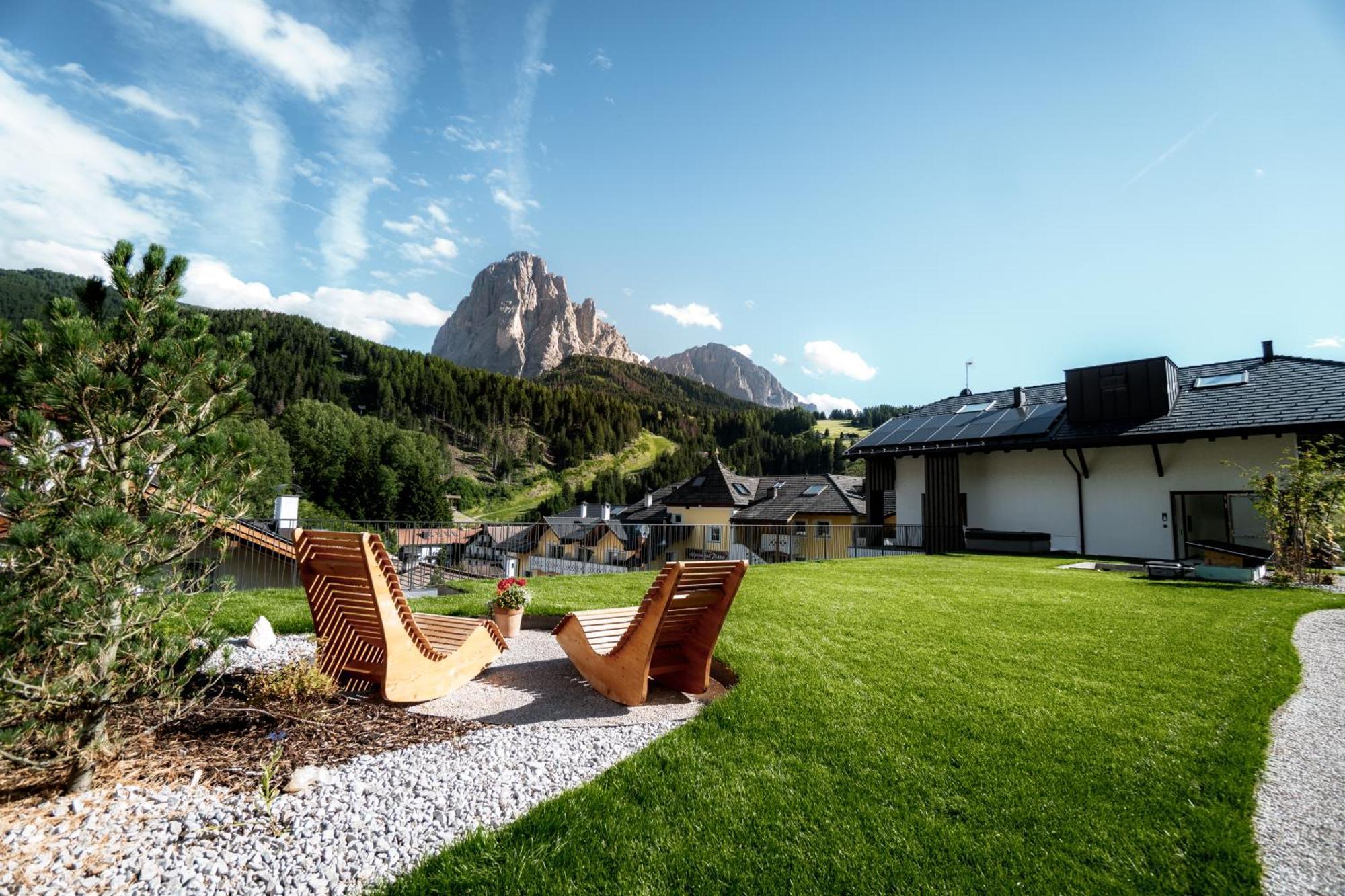 Anna Lodges Dolomites Santa Cristina Val Gardena Exterior photo